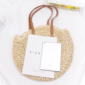 Women's Round Straw Beach Bag